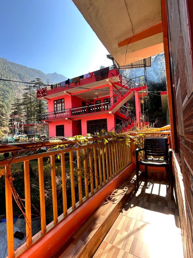 Trinity Homestay Kasol Exteriör bild