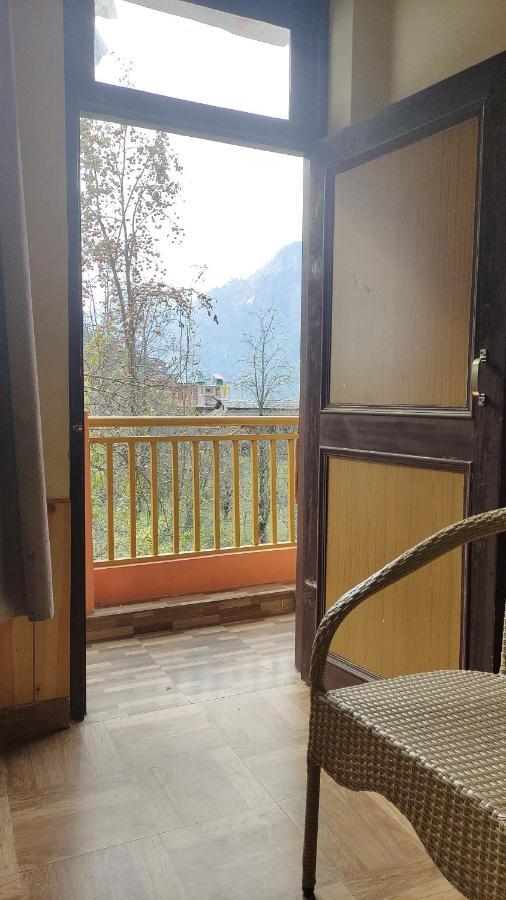 Trinity Homestay Kasol Exteriör bild