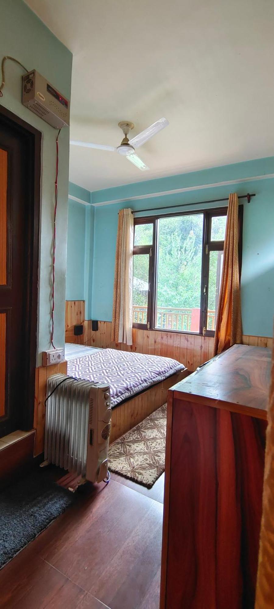 Trinity Homestay Kasol Exteriör bild