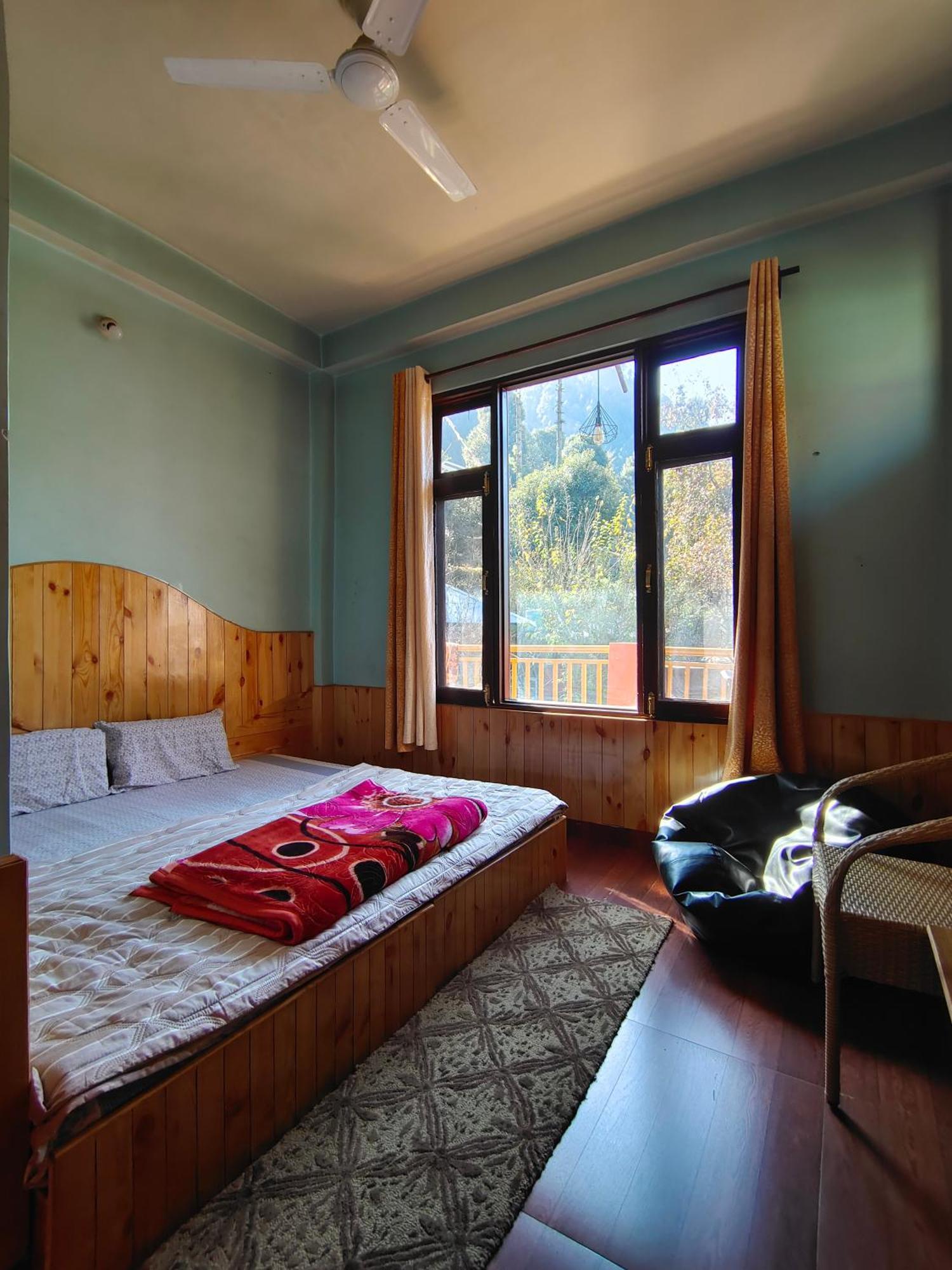 Trinity Homestay Kasol Exteriör bild